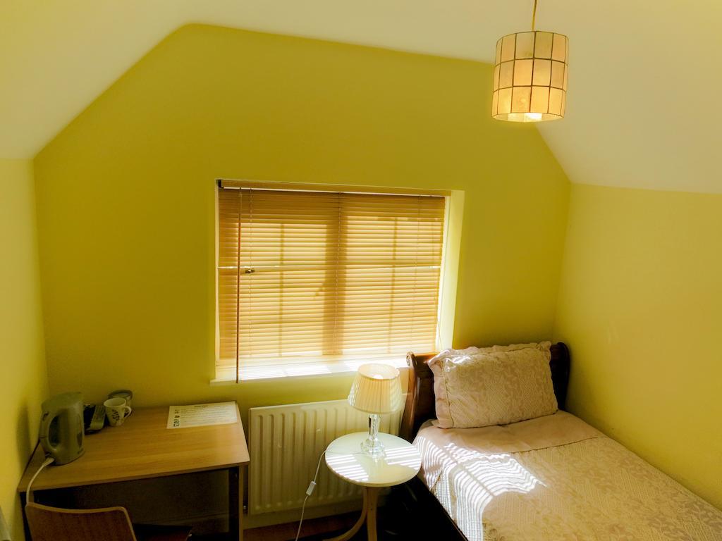Angel View Bed & Breakfast กิลด์ฟอร์ด ห้อง รูปภาพ