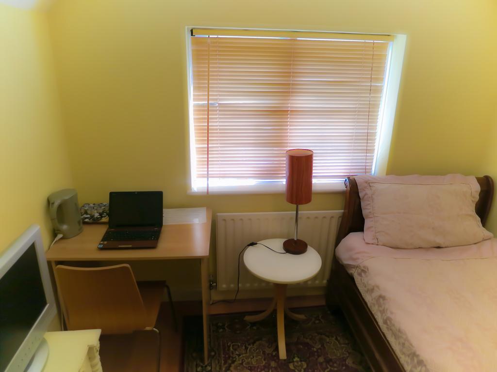 Angel View Bed & Breakfast กิลด์ฟอร์ด ห้อง รูปภาพ