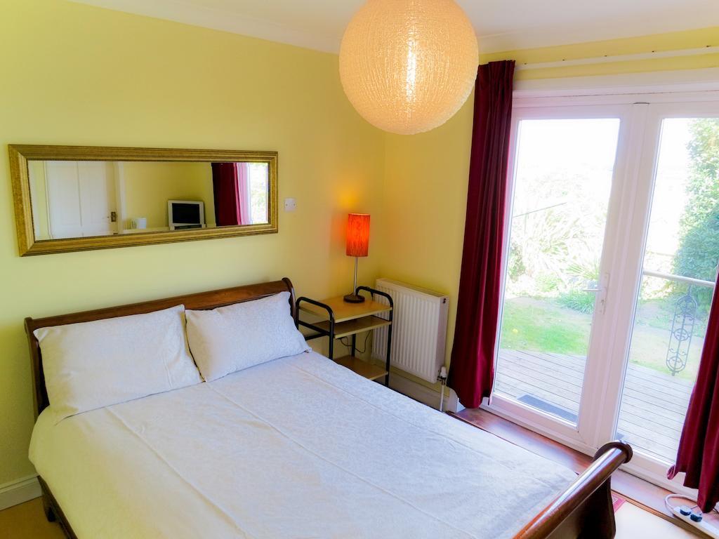 Angel View Bed & Breakfast กิลด์ฟอร์ด ห้อง รูปภาพ