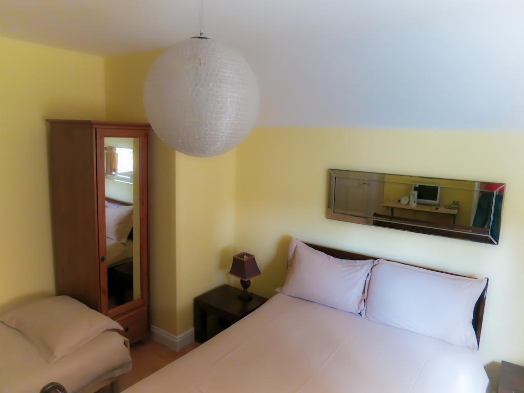 Angel View Bed & Breakfast กิลด์ฟอร์ด ห้อง รูปภาพ