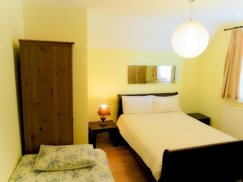 Angel View Bed & Breakfast กิลด์ฟอร์ด ห้อง รูปภาพ